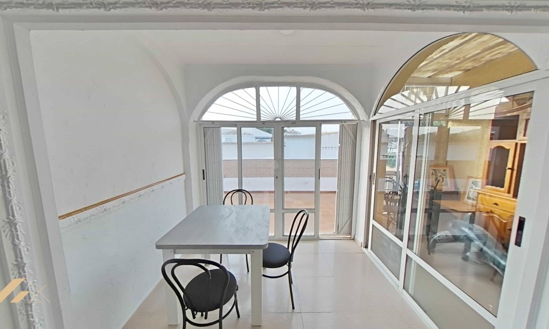 Segunda mano - Villa -
Torrevieja - San Luis