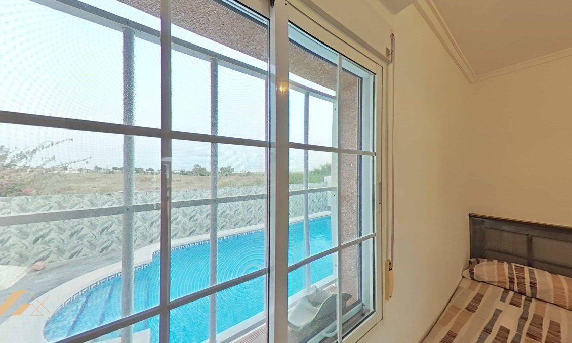 Segunda mano - Villa -
Torrevieja - San Luis