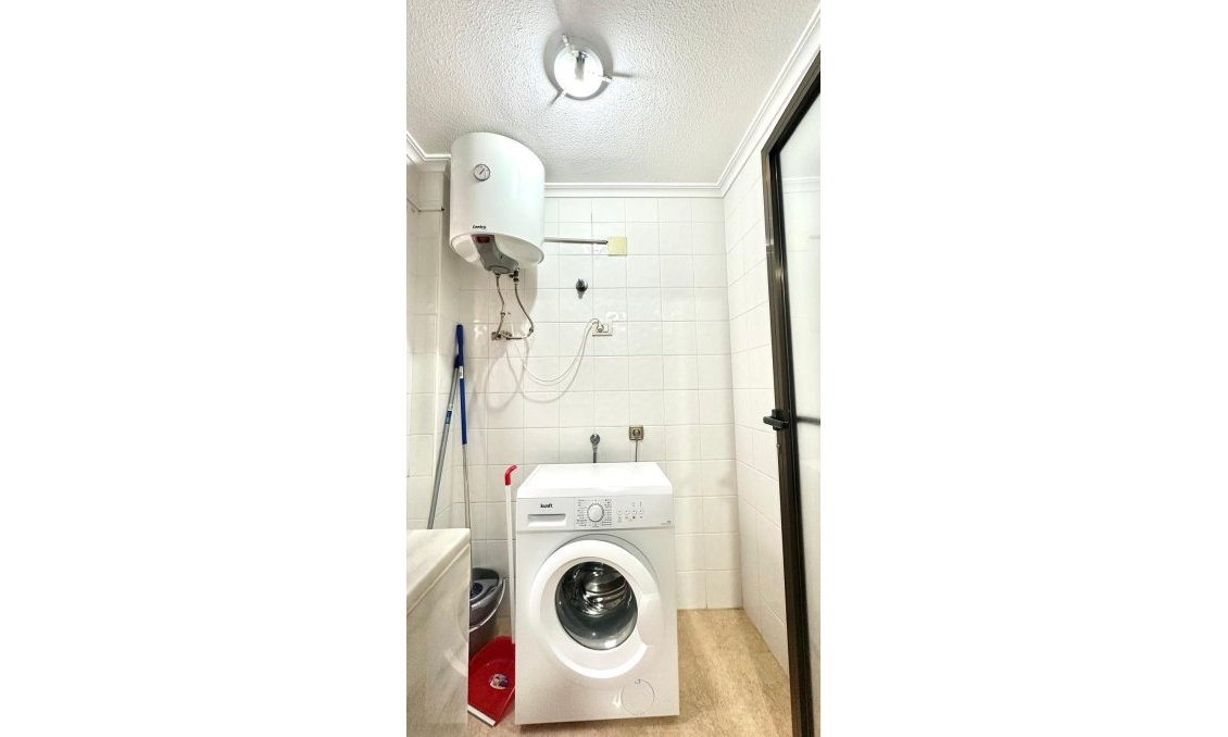 Resale - Apartment -
Torrevieja