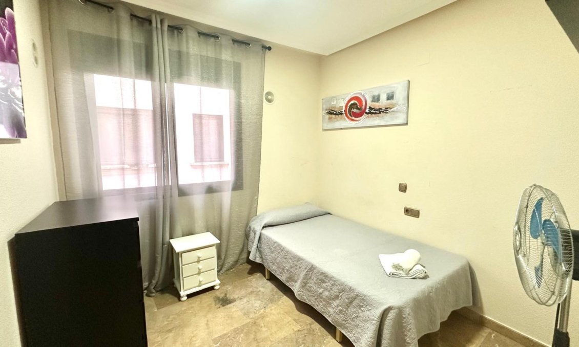 Resale - Apartment -
Torrevieja