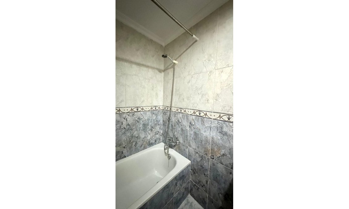 Resale - Apartment -
Torrevieja