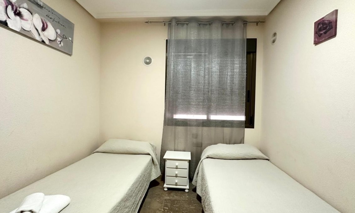 Resale - Apartment -
Torrevieja