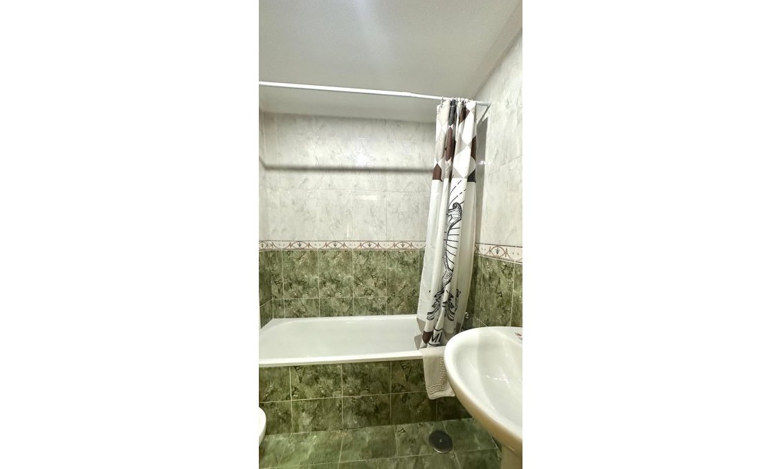 Resale - Apartment -
Torrevieja