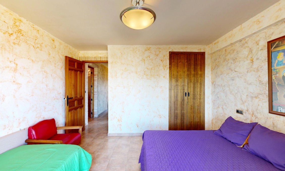 Segunda mano - Villa -
Orihuela