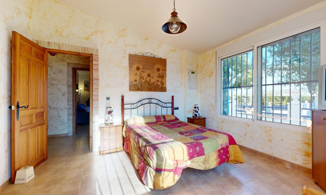 Segunda mano - Villa -
Orihuela