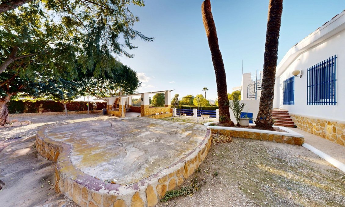 Segunda mano - Villa -
Orihuela