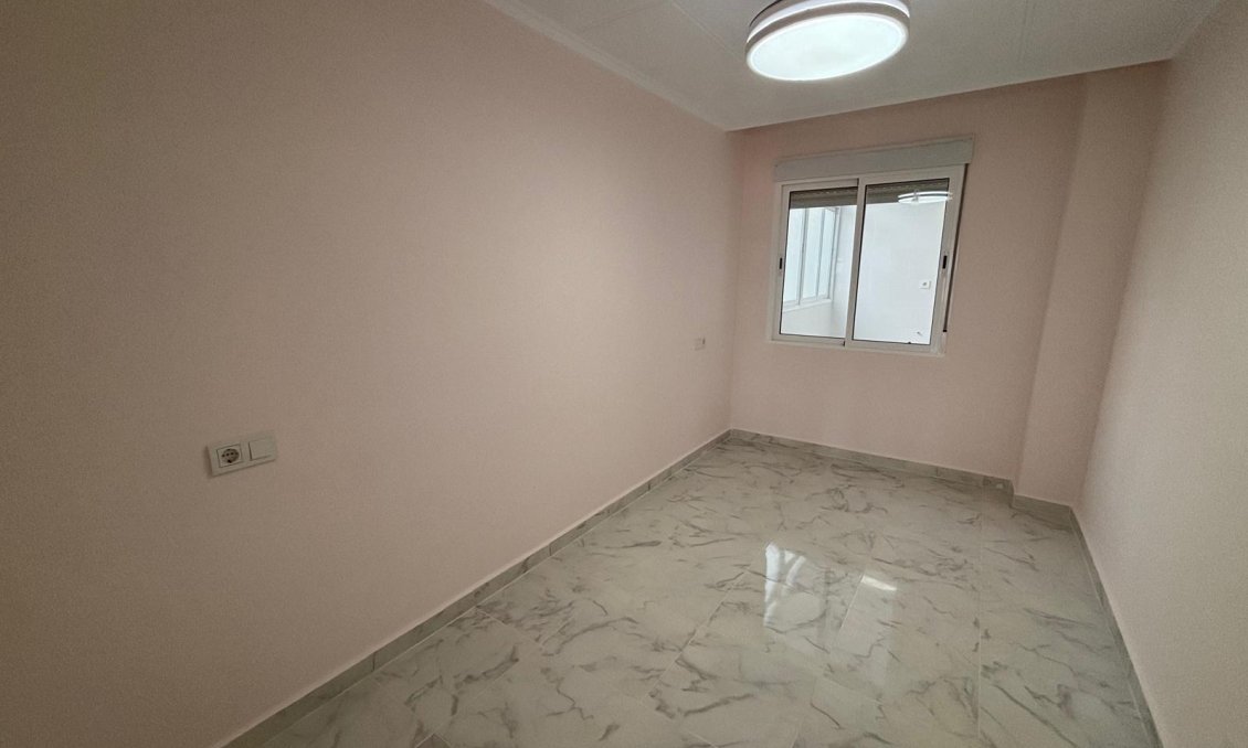 Revente - Attique -
Torrevieja - Acequion