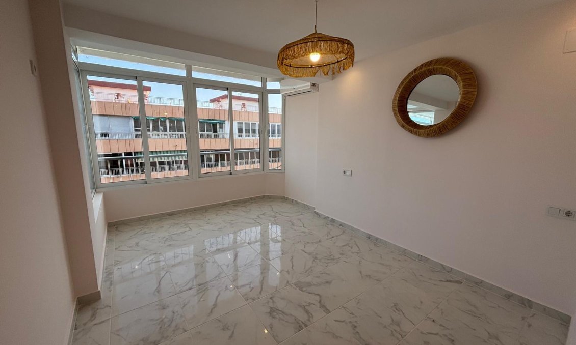 Revente - Attique -
Torrevieja - Acequion