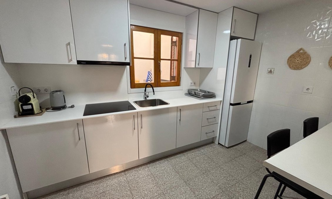 Segunda mano - Apartamento -
Torrevieja - Los Frutales