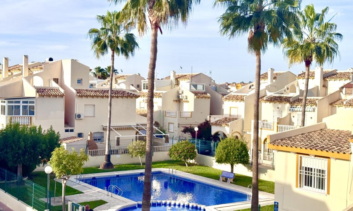 Segunda mano - Town House -
Orihuela Costa - Playa Flamenca