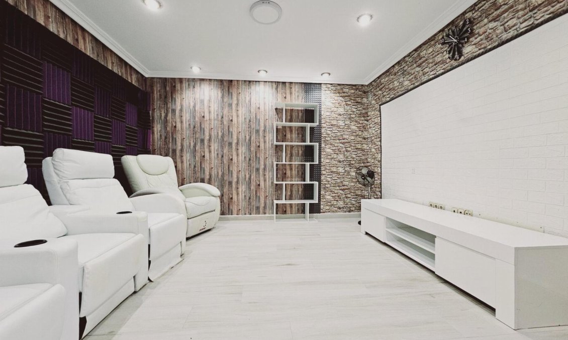 Resale - Villa -
Torrevieja - La Siesta - El Salado - Torreta