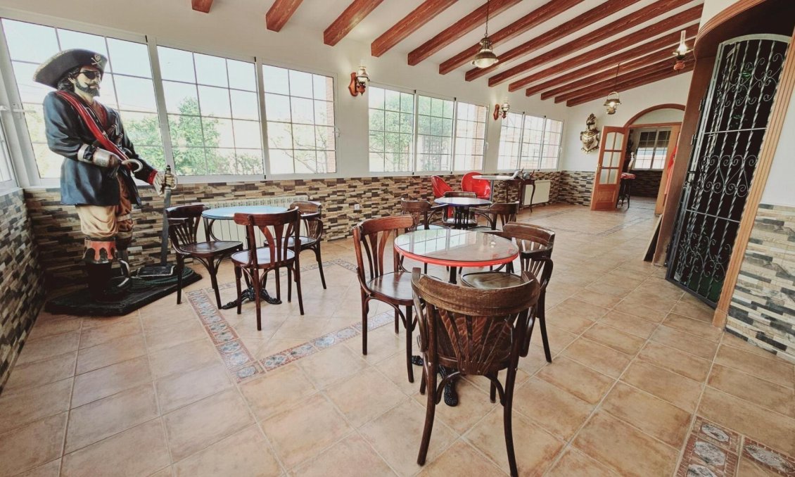 Resale - Villa -
Torrevieja - La Siesta - El Salado - Torreta