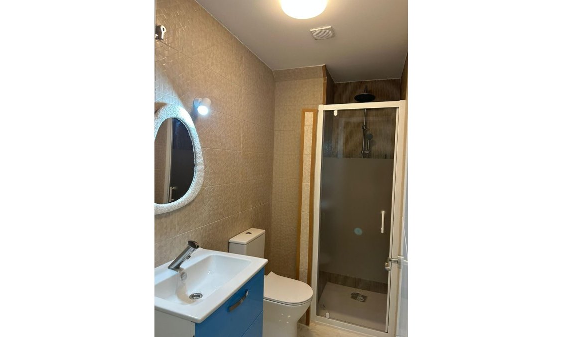 Revente - Appartement -
Torrevieja