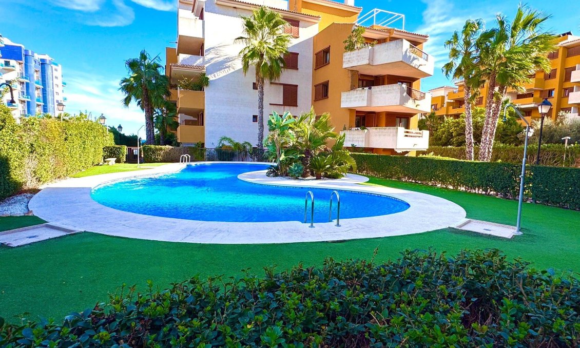 Segunda mano - Apartamento -
Torrevieja - Punta Prima