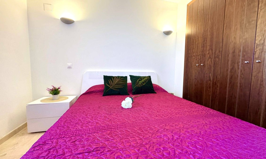 Segunda mano - Apartamento -
Torrevieja - Punta Prima