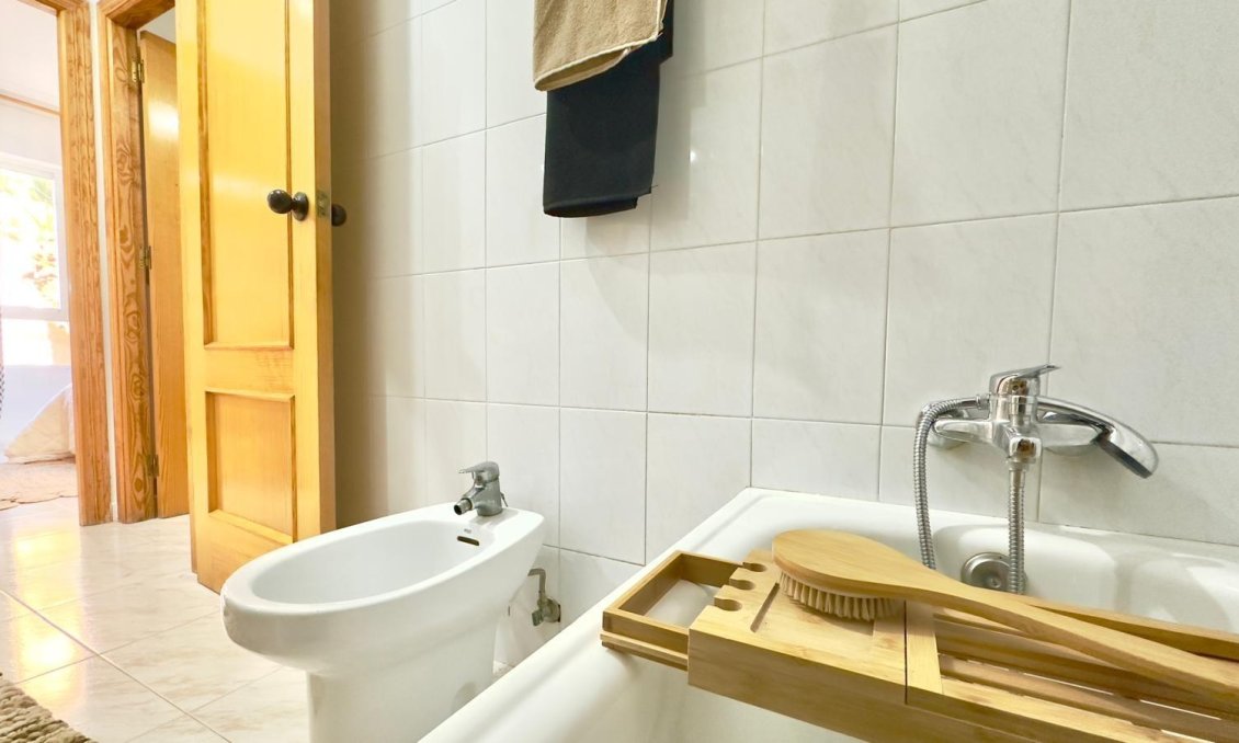 Segunda mano - Apartamento -
Torrevieja - Playa del Cura