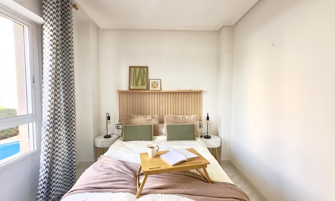 Segunda mano - Apartamento -
Torrevieja - Playa del Cura