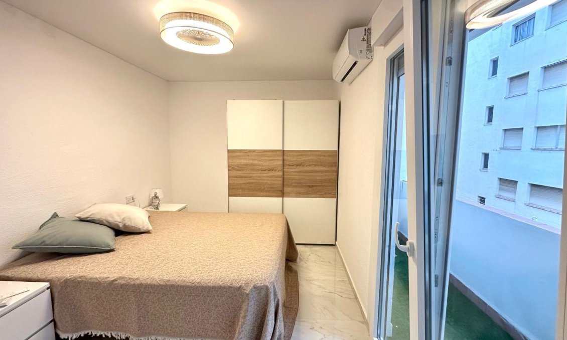 Segunda mano - Apartamento -
Torrevieja - Playa del Cura