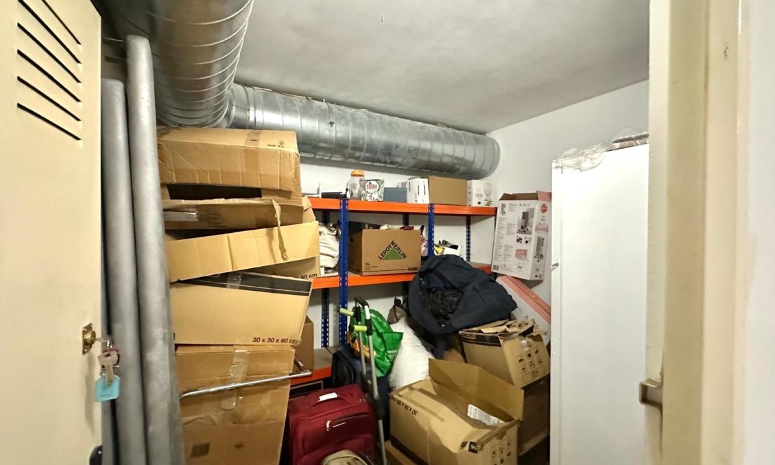 Resale - Apartment -
Torrevieja