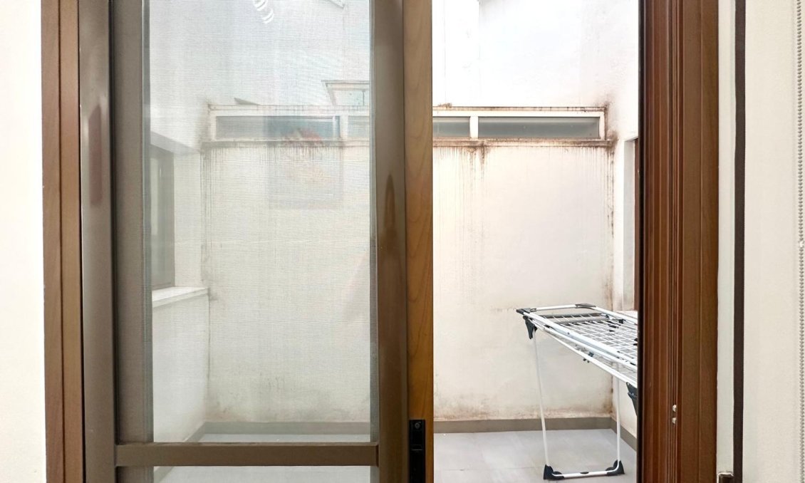 Resale - Apartment -
Torrevieja