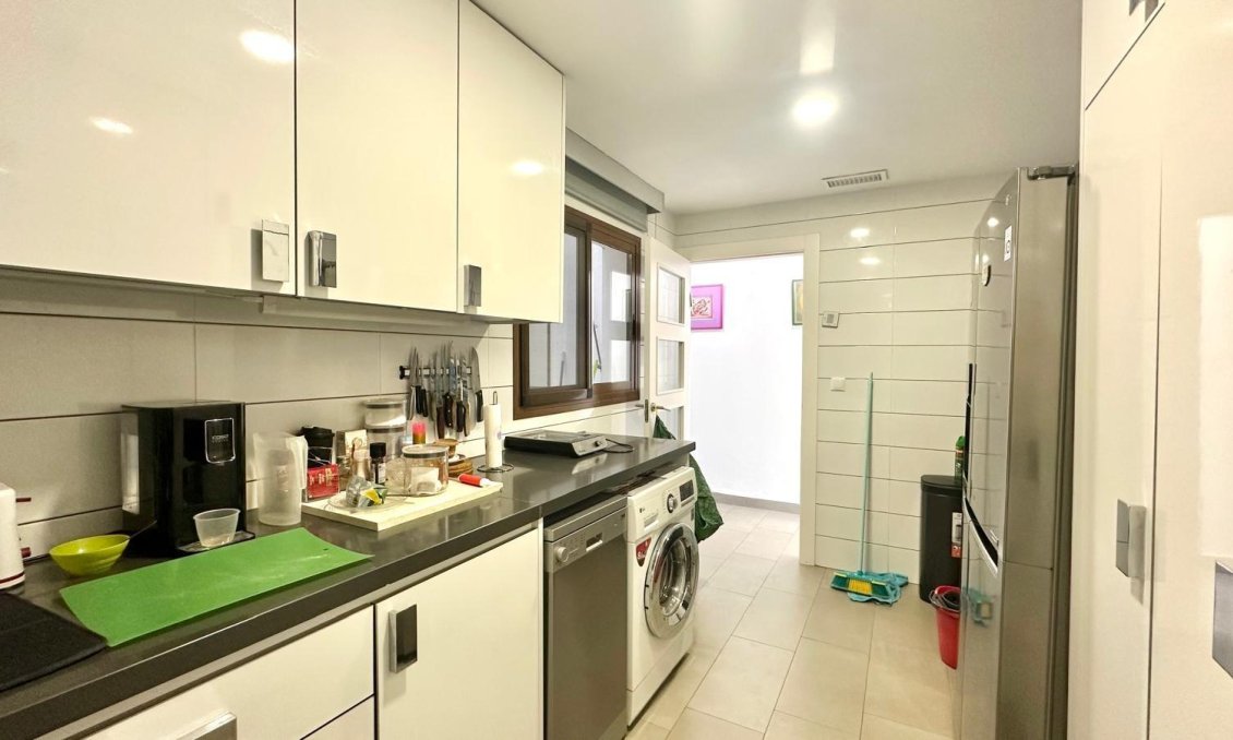 Resale - Apartment -
Torrevieja