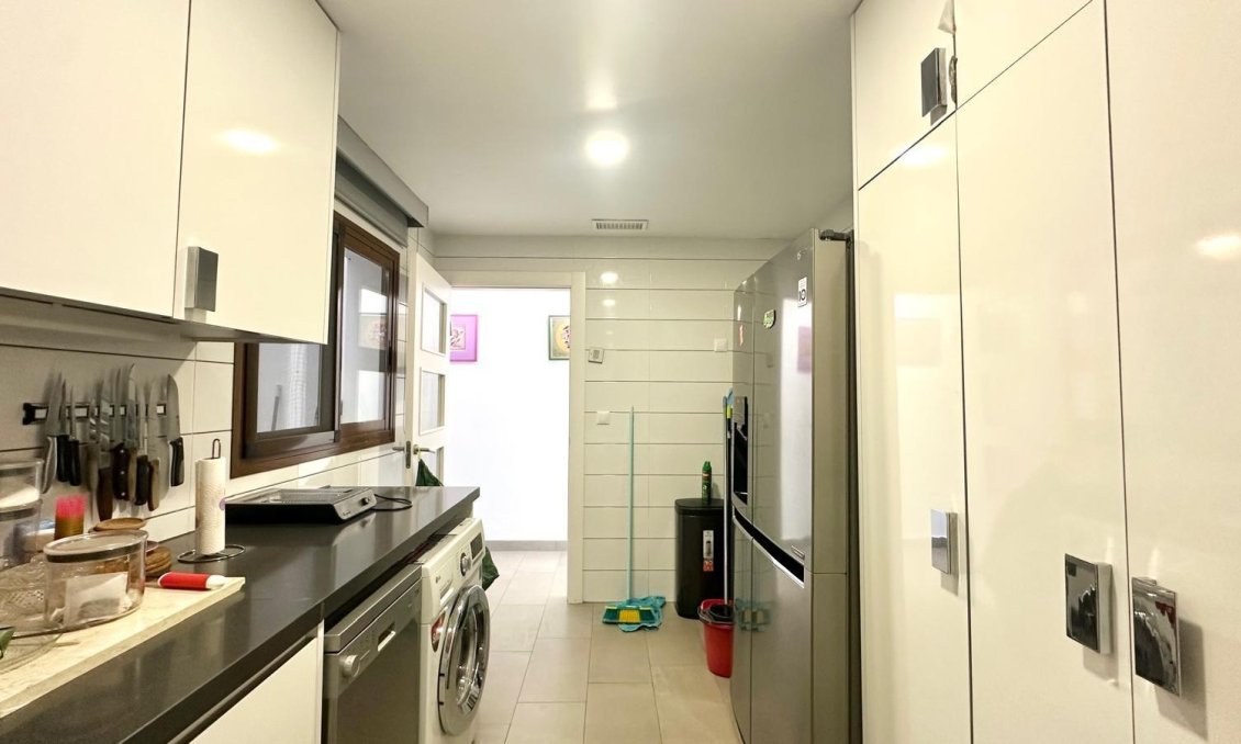 Resale - Apartment -
Torrevieja