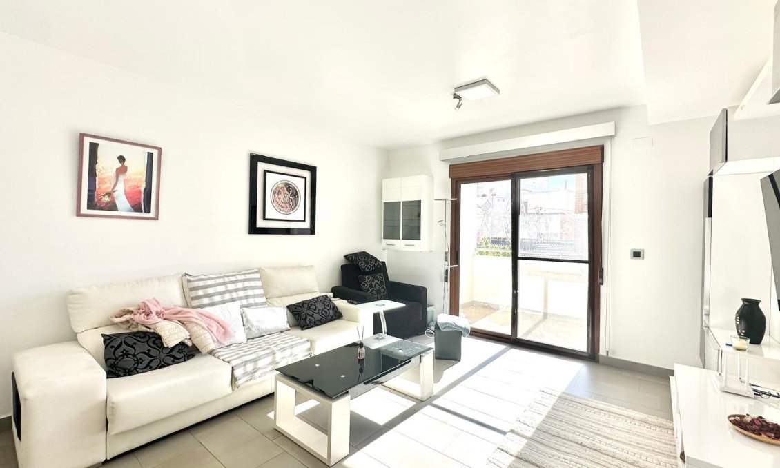 Resale - Apartment -
Torrevieja