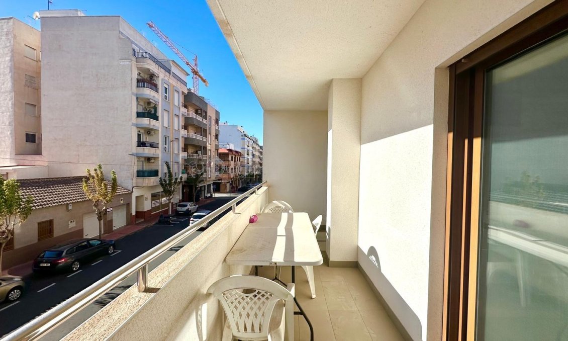 Resale - Apartment -
Torrevieja