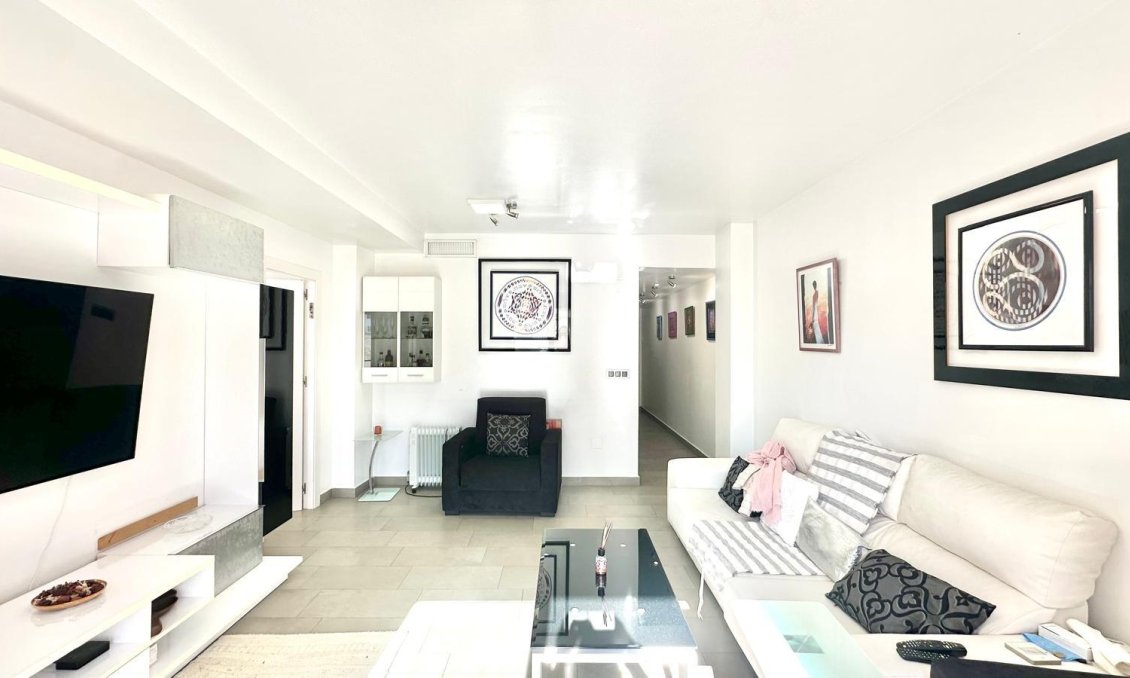 Resale - Apartment -
Torrevieja