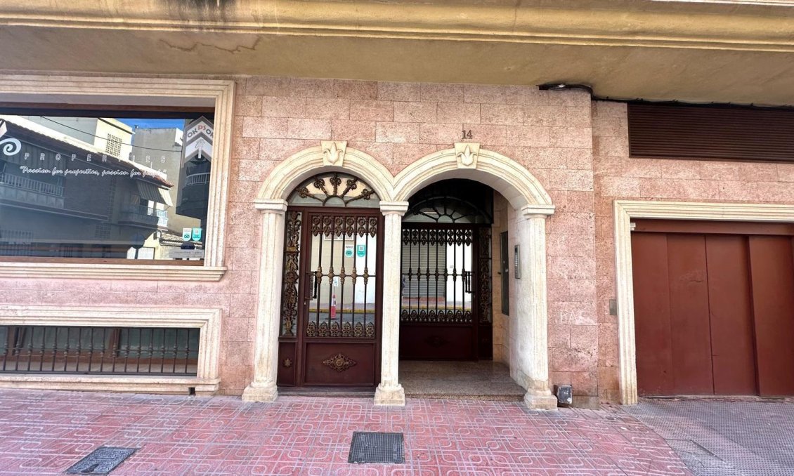 Segunda mano - Ático -
Torrevieja