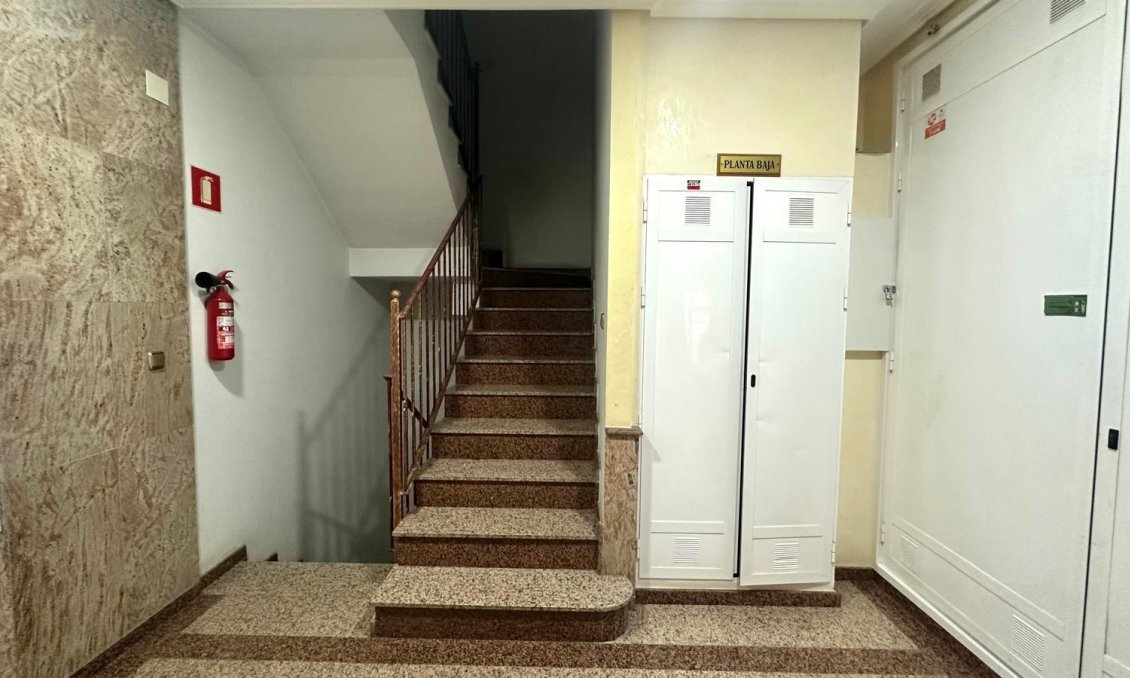 Segunda mano - Ático -
Torrevieja