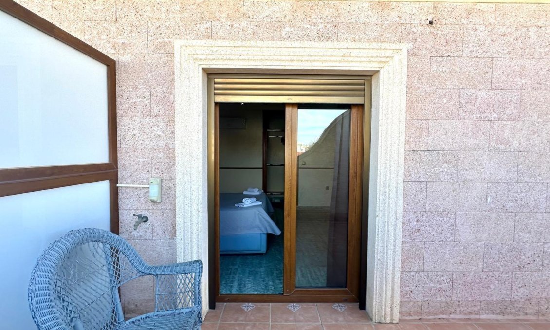 Segunda mano - Ático -
Torrevieja