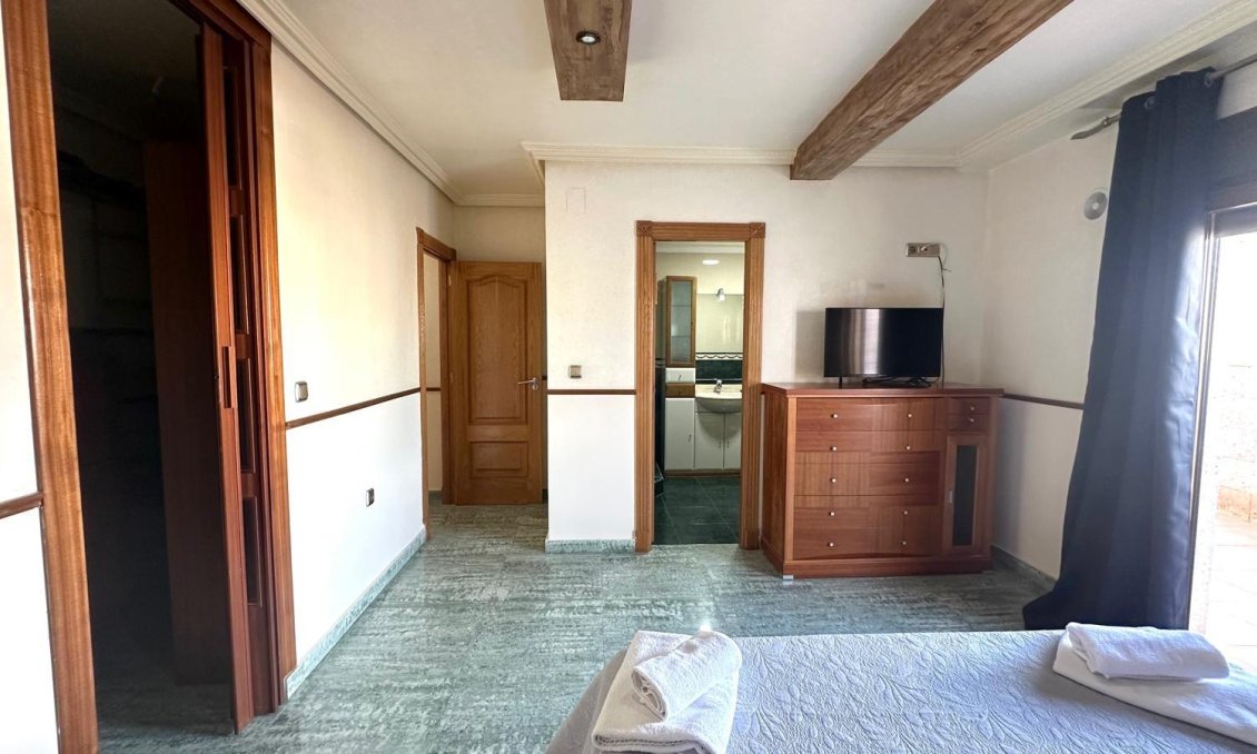 Segunda mano - Ático -
Torrevieja