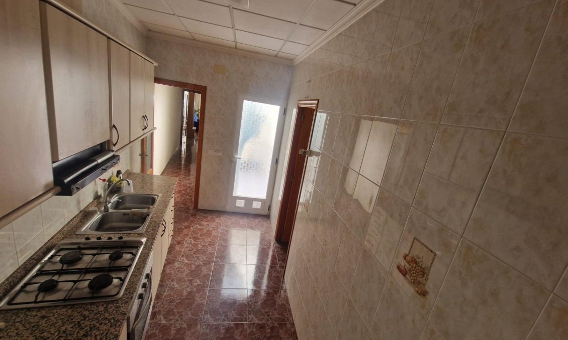 Resale - Town House -
Torrevieja