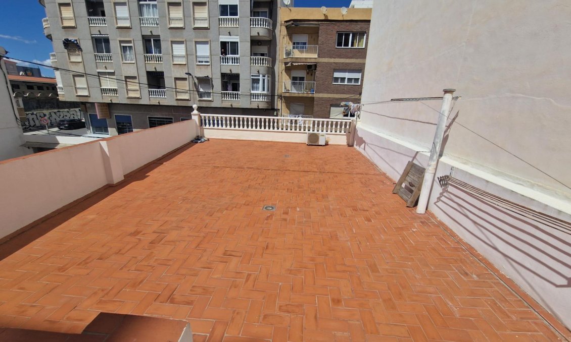 Resale - Town House -
Torrevieja