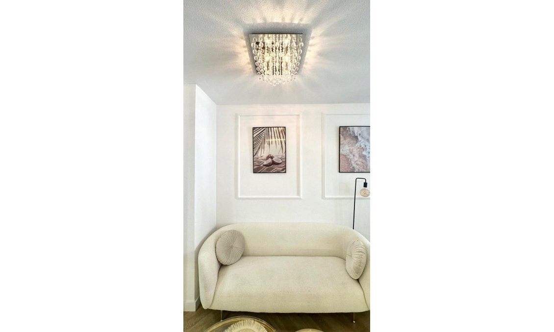 Segunda mano - Apartamento -
Torrevieja - Centro