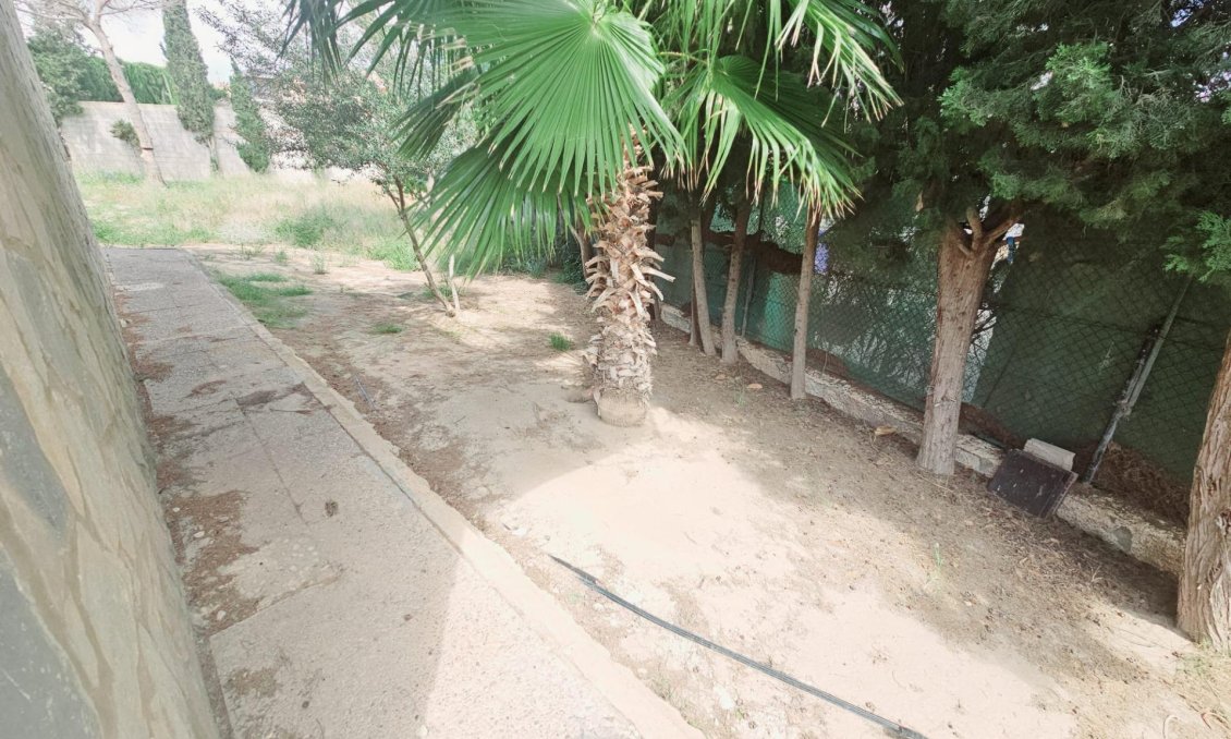 Resale - Villa -
Torrevieja - Los Balcones - Los Altos del Edén