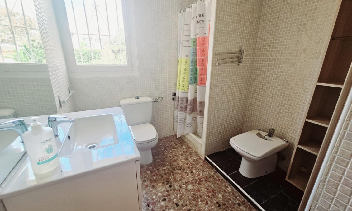 Resale - Villa -
Torrevieja - Los Balcones - Los Altos del Edén