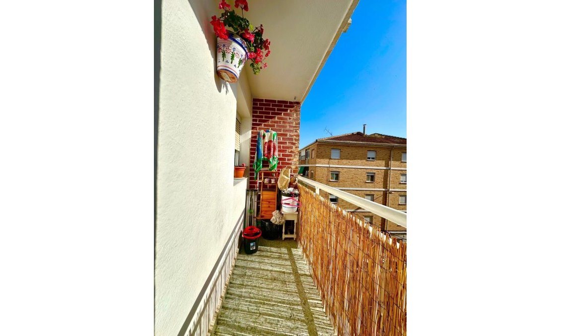 Segunda mano - Apartamento -
Torrevieja - Estacion De Autobuses