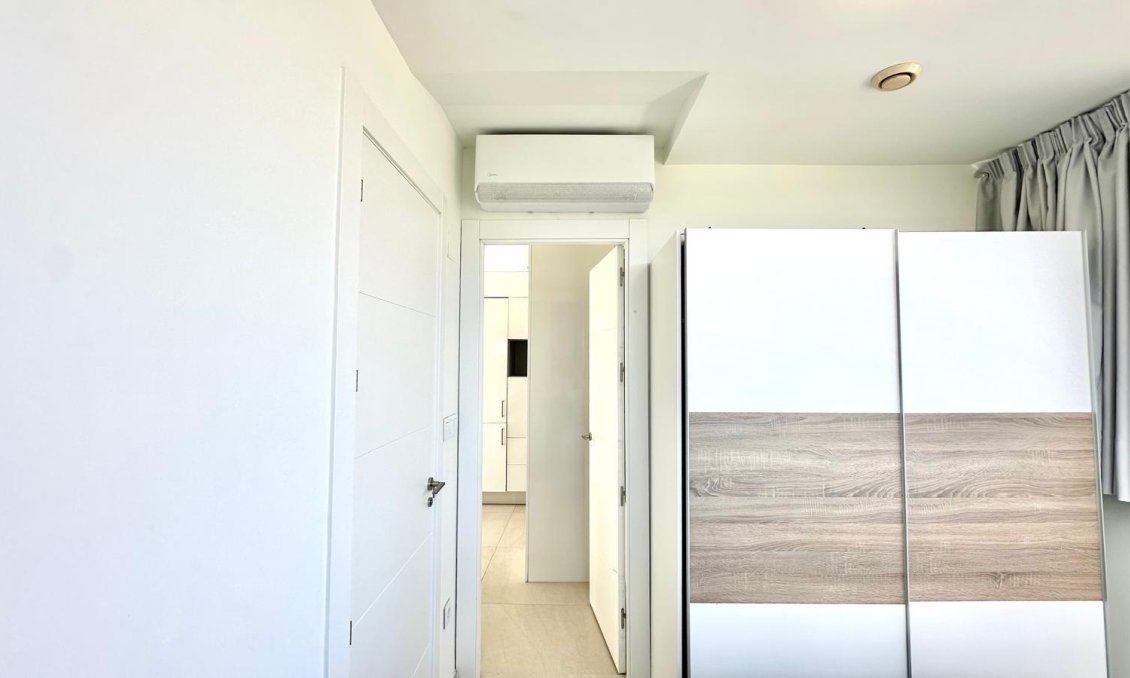 Segunda mano - Apartamento -
Finestrat