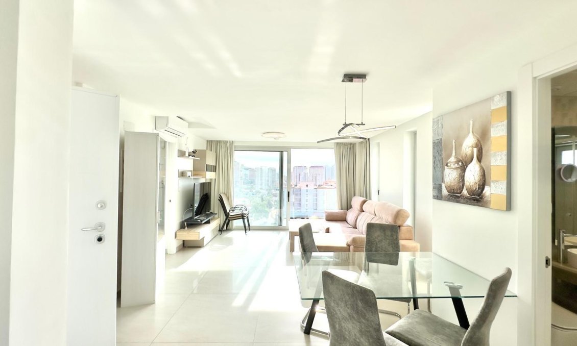 Resale - Apartment -
Finestrat