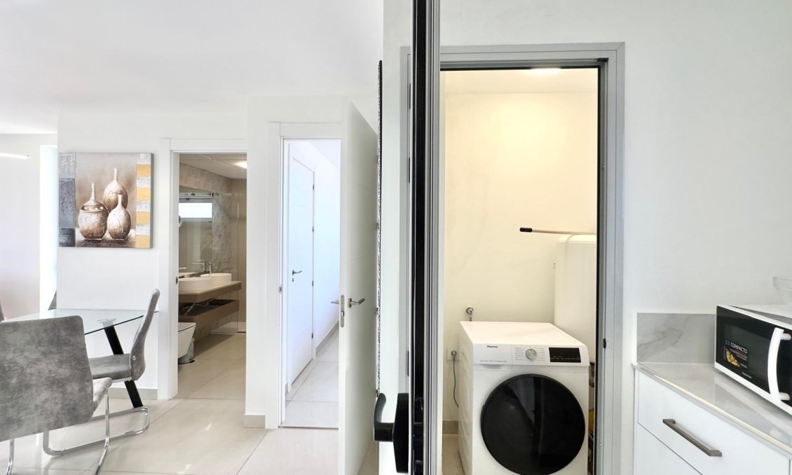 Resale - Apartment -
Finestrat