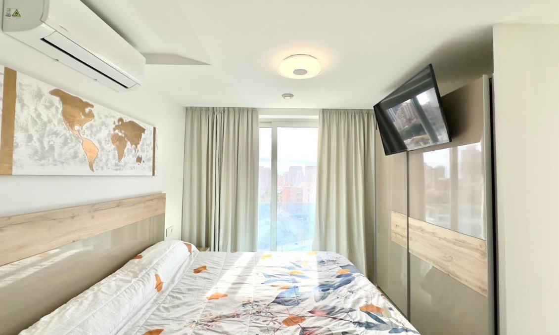 Resale - Apartment -
Finestrat