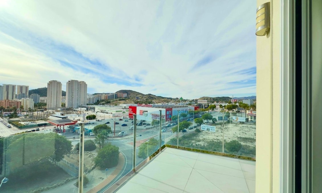 Resale - Apartment -
Finestrat