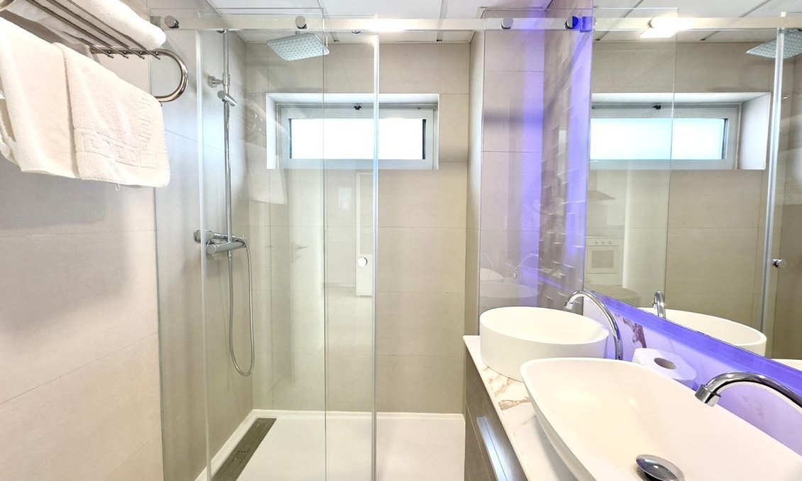 Segunda mano - Apartamento -
Finestrat