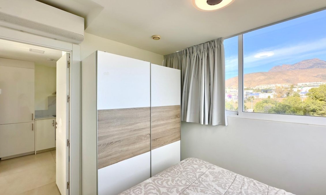 Segunda mano - Apartamento -
Finestrat