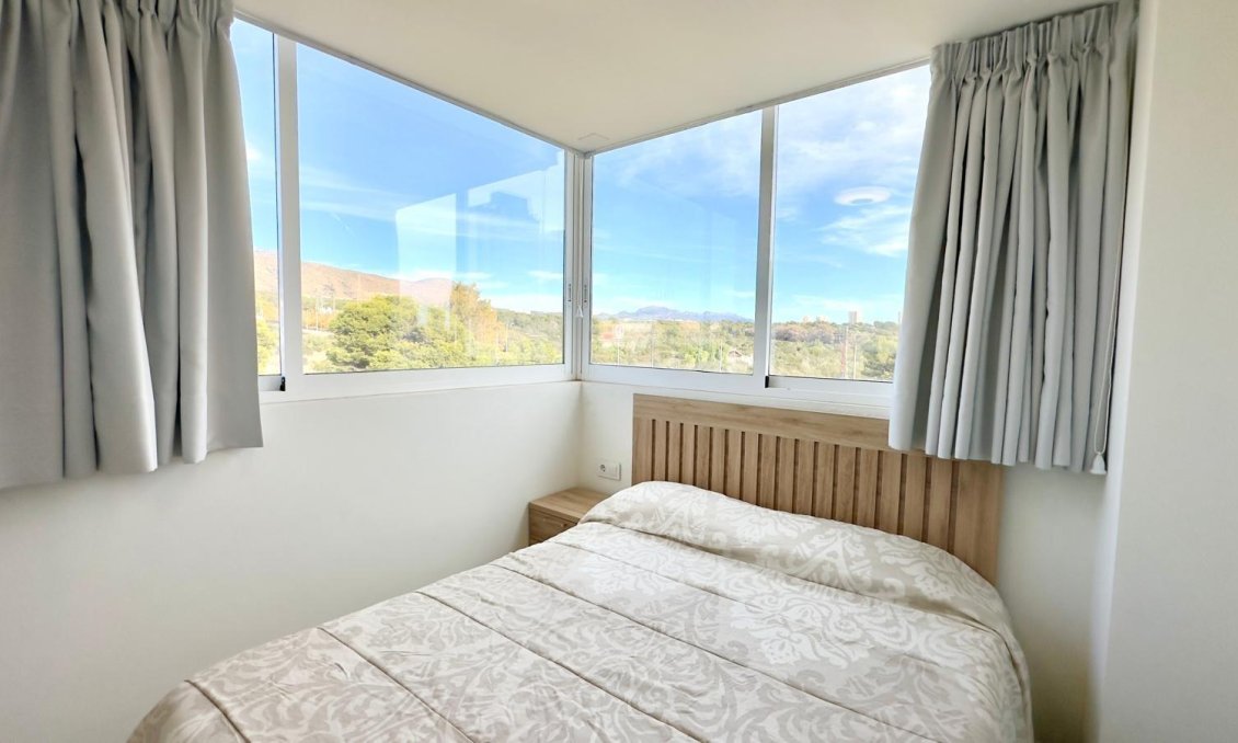 Segunda mano - Apartamento -
Finestrat