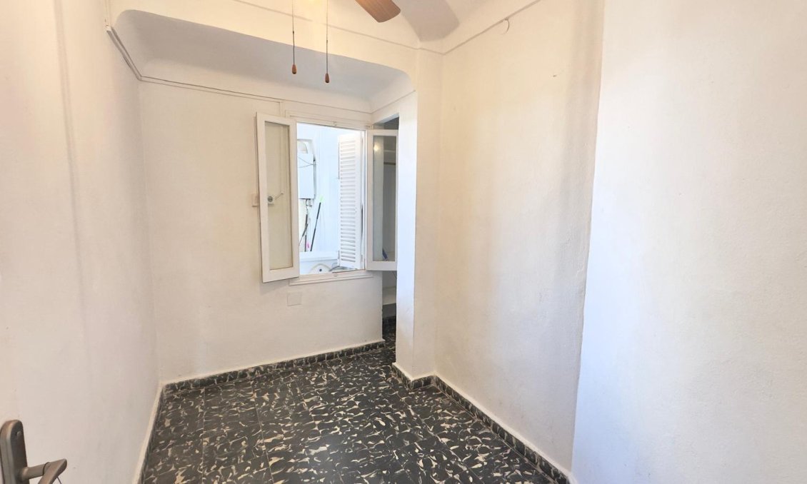 Segunda mano - Apartamento -
Torrevieja - Zona Los Frutales