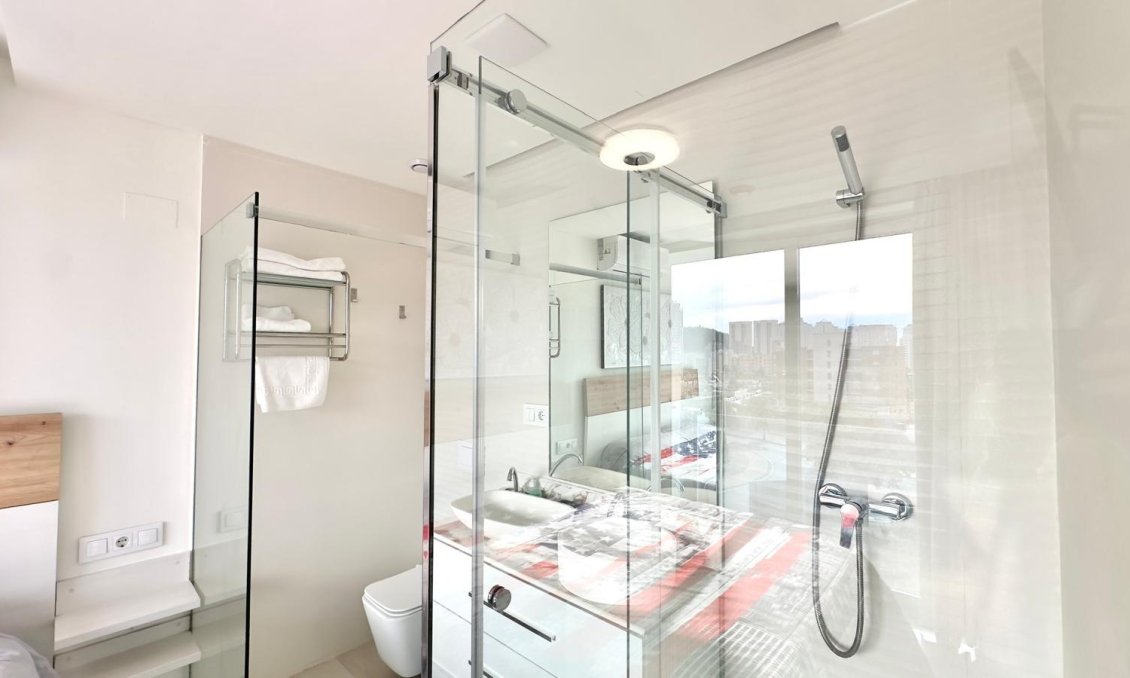 Resale - Apartment -
Finestrat