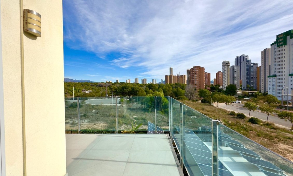 Resale - Apartment -
Finestrat